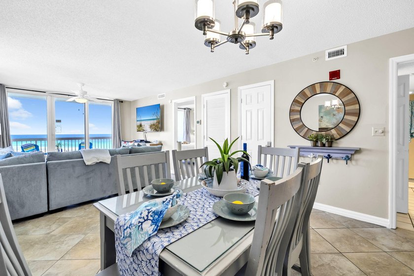 Live the Destin lifestyle from this beautifully updated - photo 10