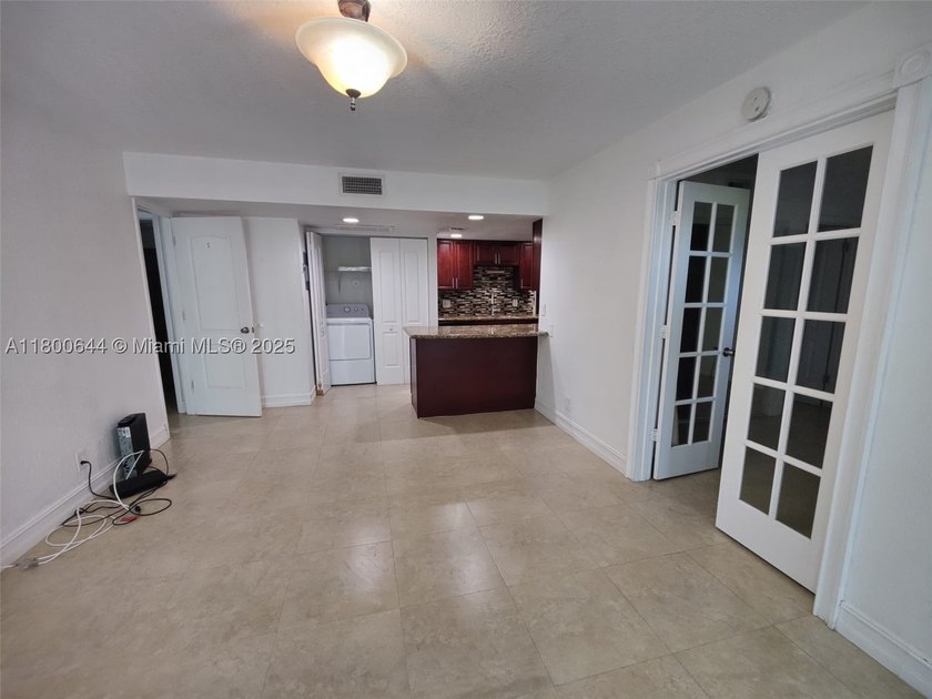 *Located in a desirable neighborhood, this charming 2-bedroom - photo 18