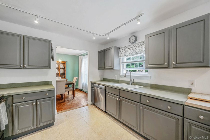 Welcome home to this charming and move-in-ready 3-bedroom, 1 - photo 13