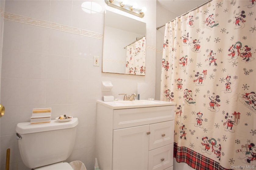 Welcome home to this Junior-4 converted to a two-bedroom - photo 20