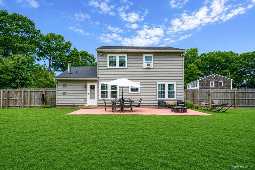 Welcome home to this charming and move-in-ready 3-bedroom, 1 - photo 28