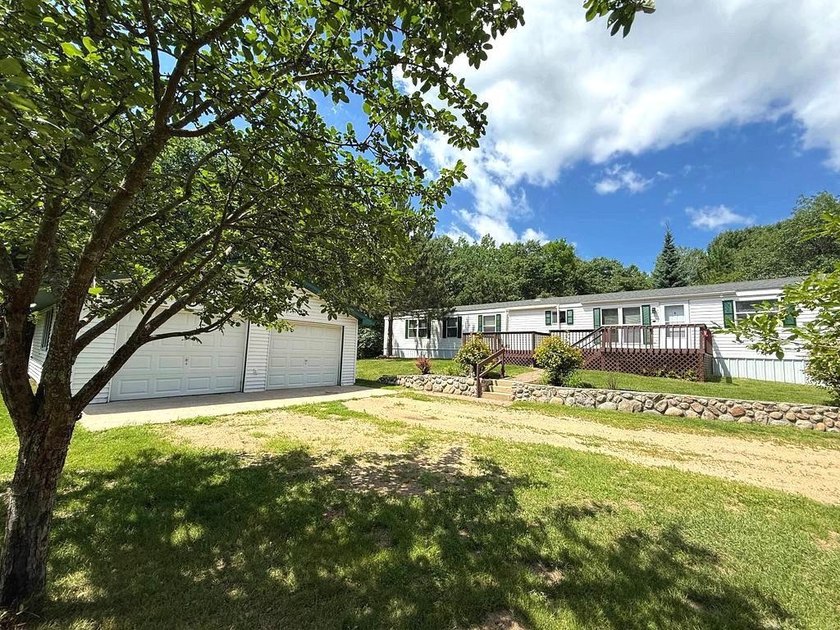 Welcome to this beautiful country property just outside Nevis - photo 4