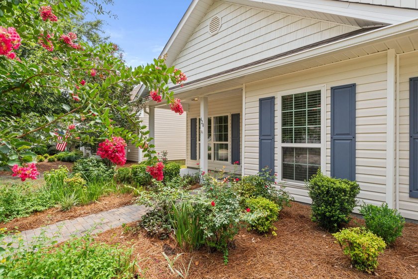 What a buy! Affordably priced to sell. This home has so much to - photo 2