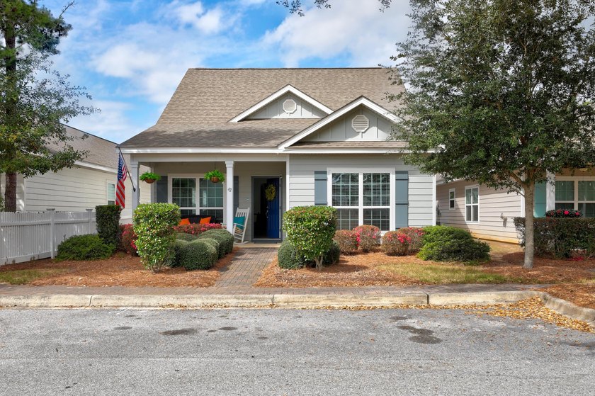 Welcome to this beautiful 4-bedroom, 3-bath home located in the - photo 9