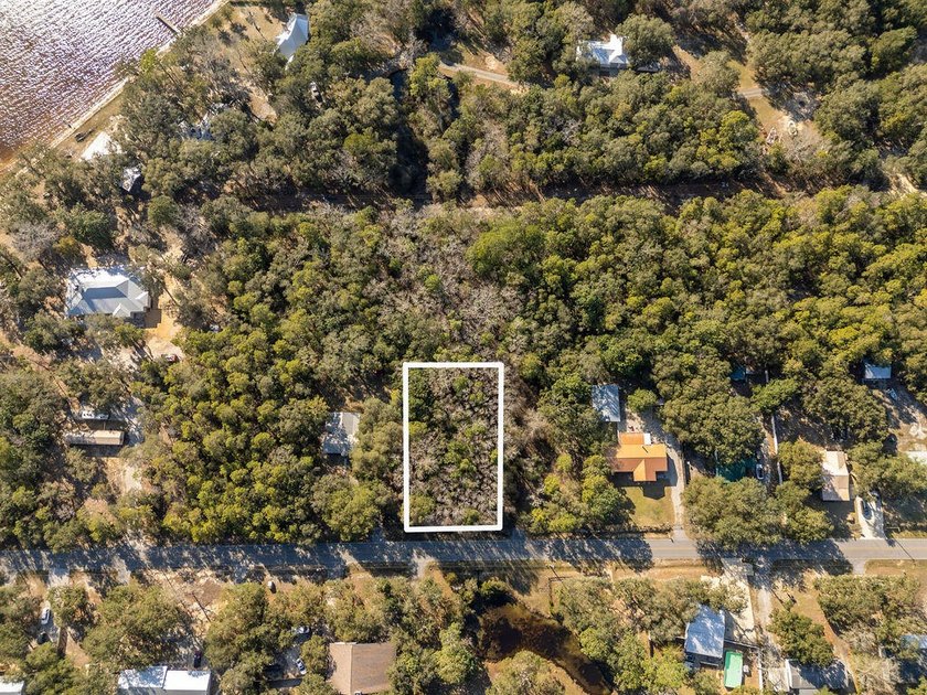 Discover the perfect spot to build your dream home! This level - photo 4