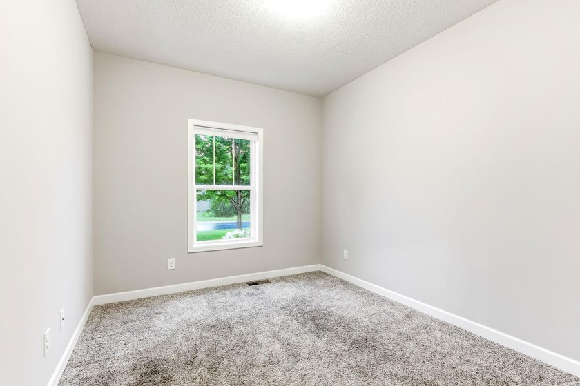 This beautifully maintained Prior Lake home features a spacious - photo 31