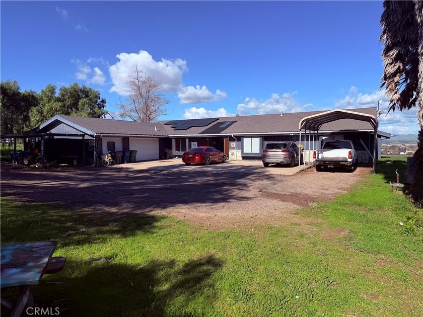 2075 Cambridge Way - photo 2