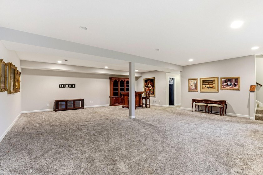 This beautifully maintained Prior Lake home features a spacious - photo 35