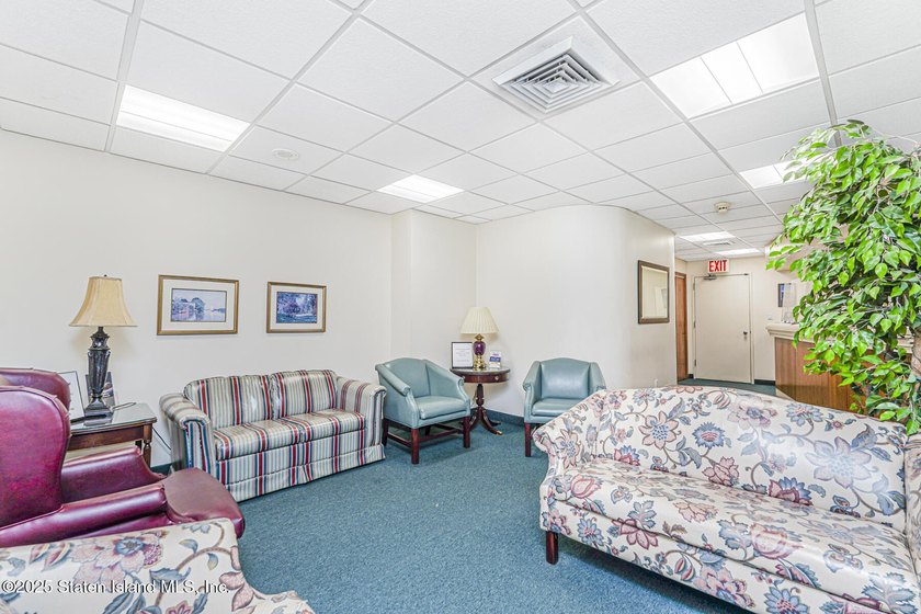 Introducing an exceptional investment opportunity in one of - photo 6