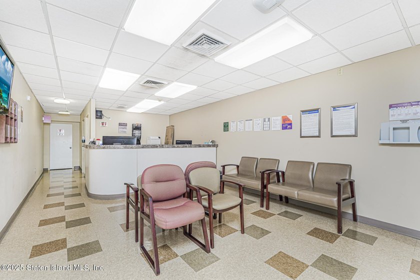 Introducing an exceptional investment opportunity in one of - photo 10