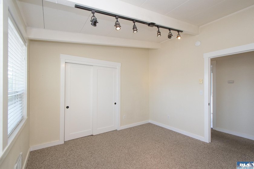 Commercial? Residential? Investment? The choice is yours - photo 21