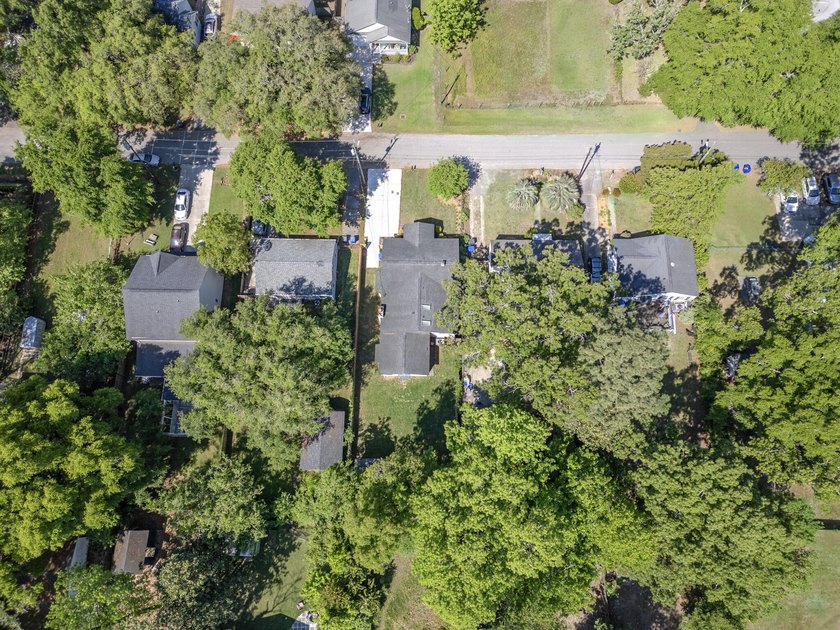 This Park Circle charmer is in the heart of one of North - photo 45
