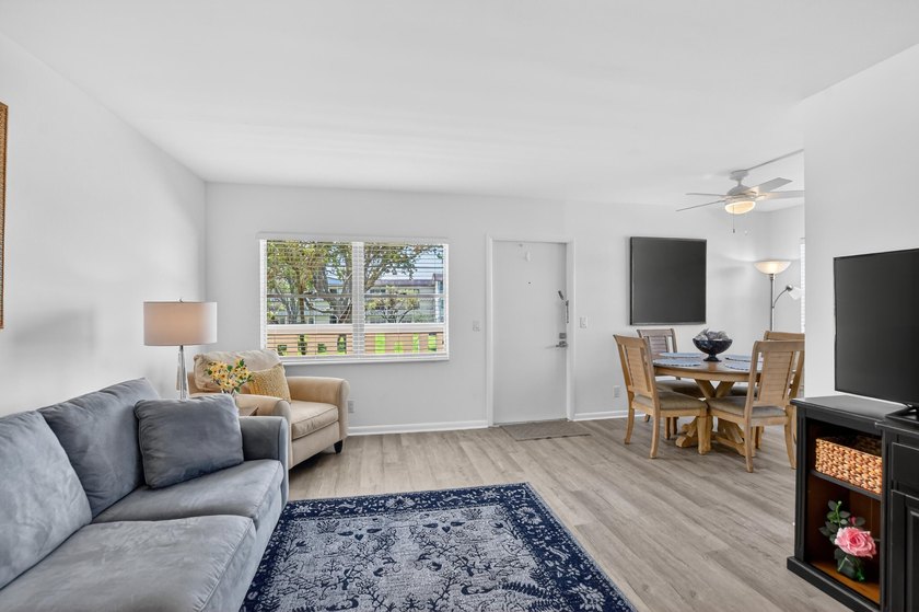 Beautifully RENOVATED 2nd floor CORNER condo in Century Village - photo 8