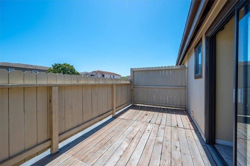 Discover comfortable living and excellent potential in the - photo 17