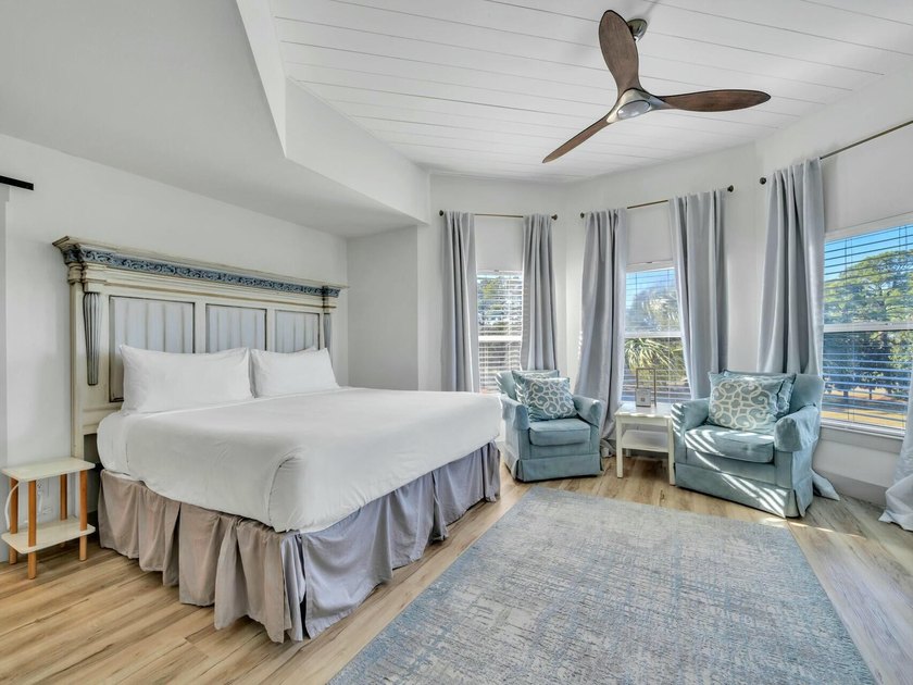 This TOTALLY renovated unit is a must see for anyone looking for - photo 15