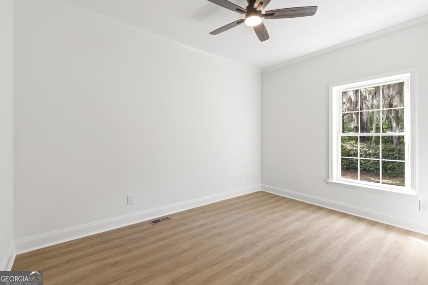 Renovated 5BR Estate on 1.2 Acres with 2,400 sq ft Shop - - photo 24