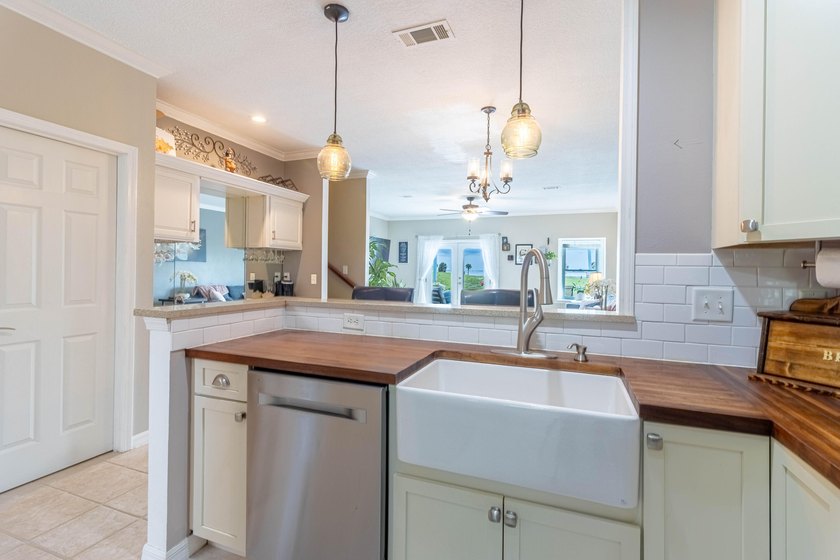 Enjoy beautiful views of the Santa Rosa Sound from your private - photo 9