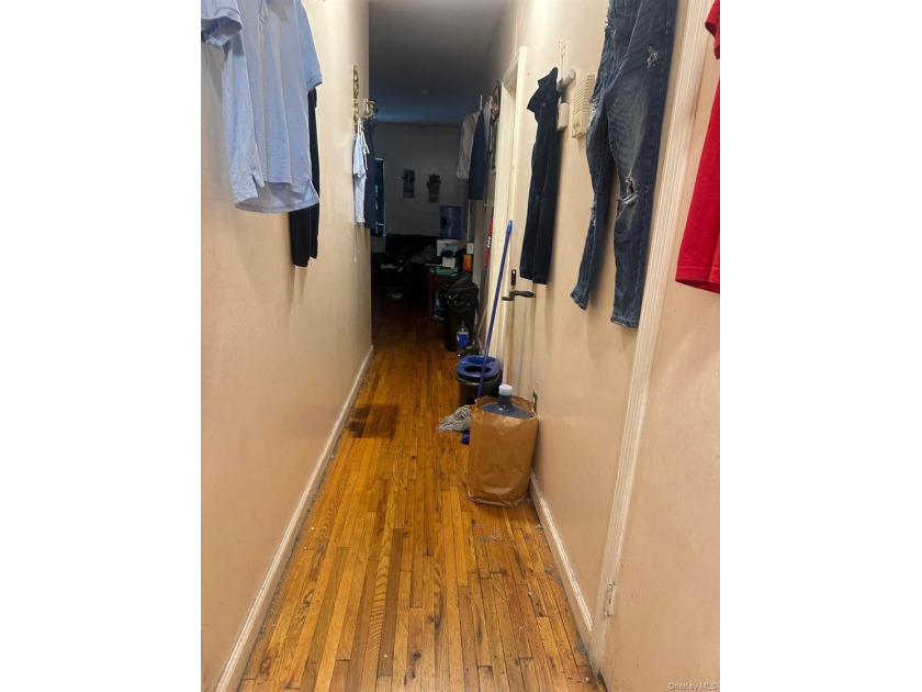 4 Dwelling House For Sale. 2-car garage rent at $525/m - photo 15