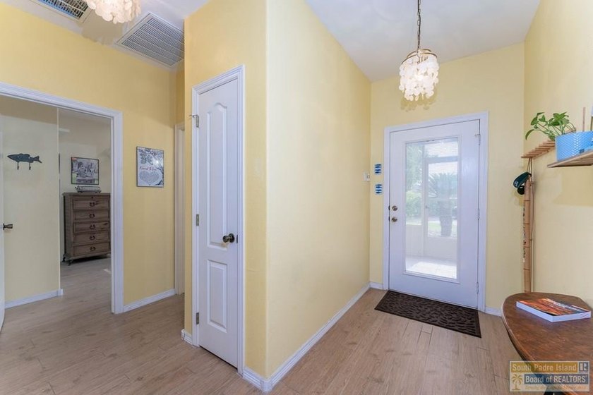 Experience the feeling of coming home to comfort, style &amp; - photo 3