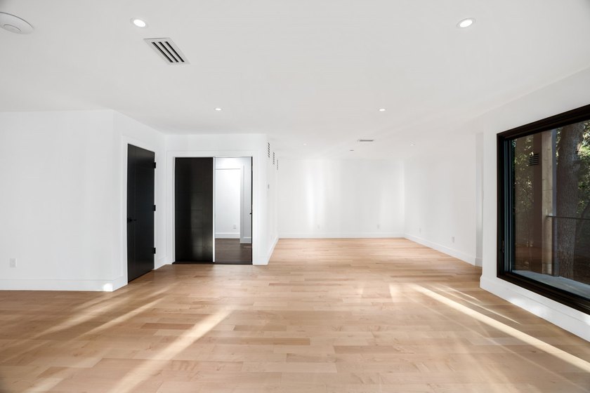 Experience a new level of lakeside living in the exclusive - photo 27