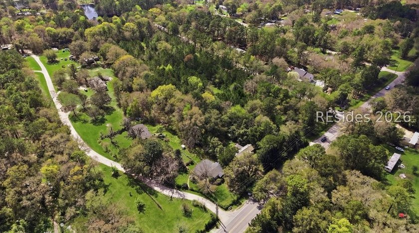Rare Lowcountry Legacy Listing | Over 14 Acres on May River Road - photo 2