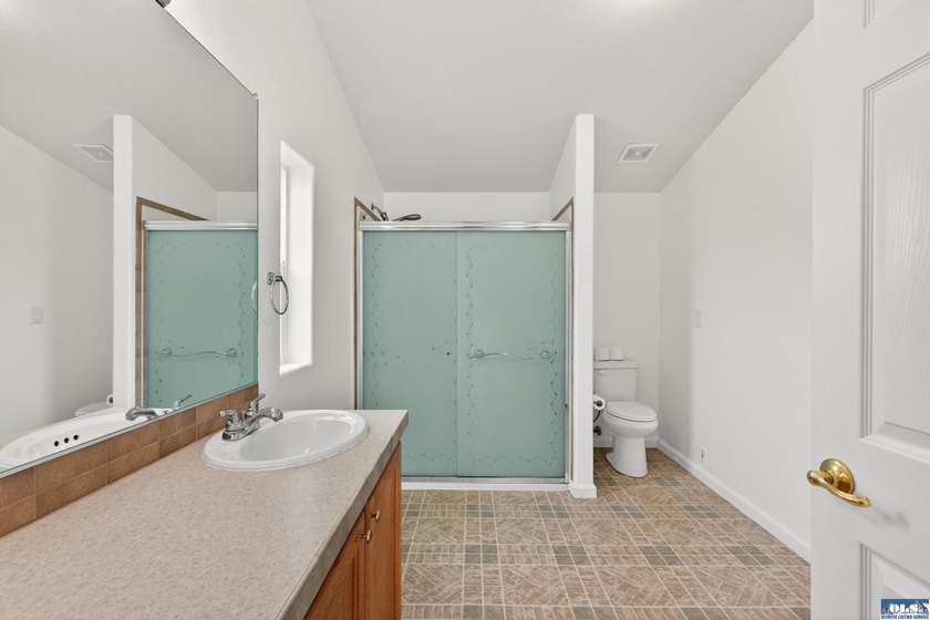 You need to see this in person - affordable, super clean - photo 29