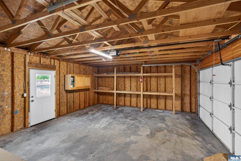 You need to see this in person - affordable, super clean - photo 32