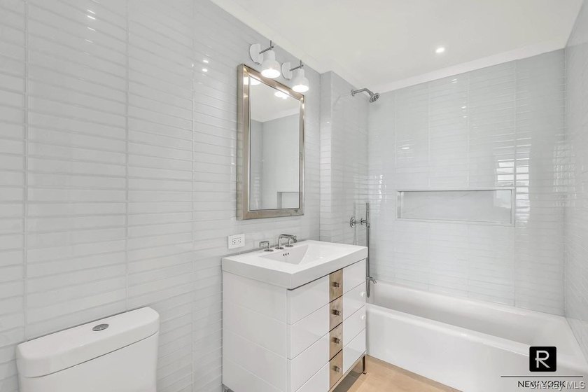 NOT TO BE MISSED:Stunning 4 bedroom 3.5 bath residence with - photo 12