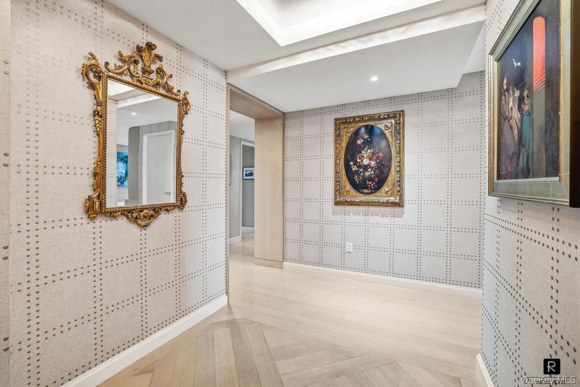 NOT TO BE MISSED:Stunning 4 bedroom 3.5 bath residence with - photo 15
