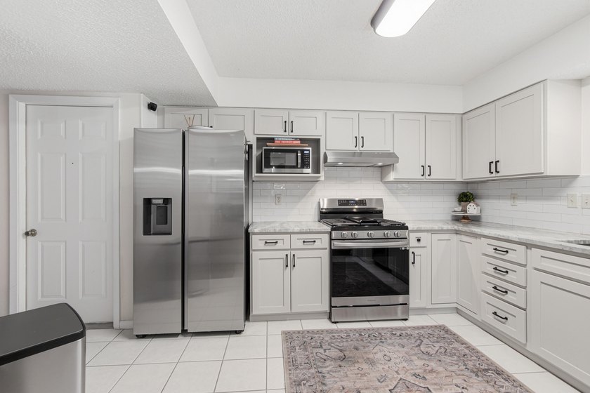 Welcome to 3793 Peachtree Way--a beautifully updated home that - photo 7