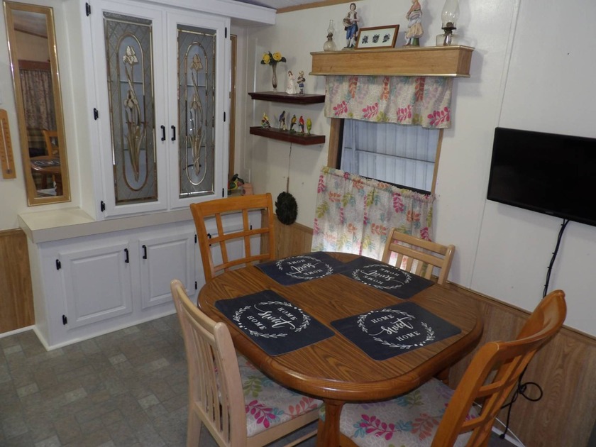 This cozy and partially furnished, 12 X 33 1 BR 1 BA home with - photo 19