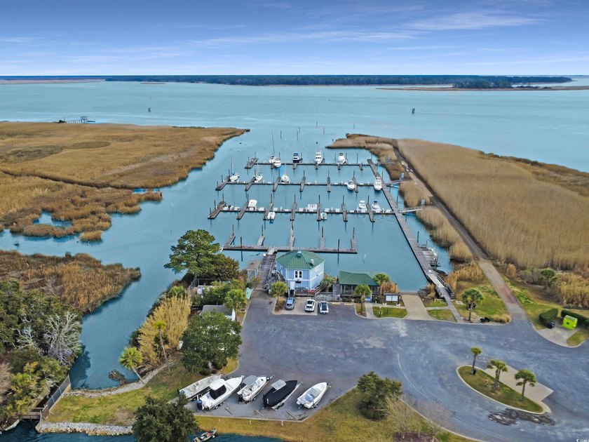 Wake up to breathtaking unobstructed views of the Winyah Bay - photo 32