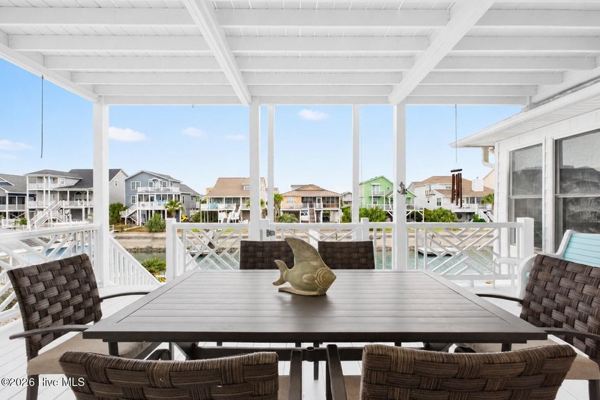 Wake up to ocean breezes and end your days with glowing coastal - photo 13