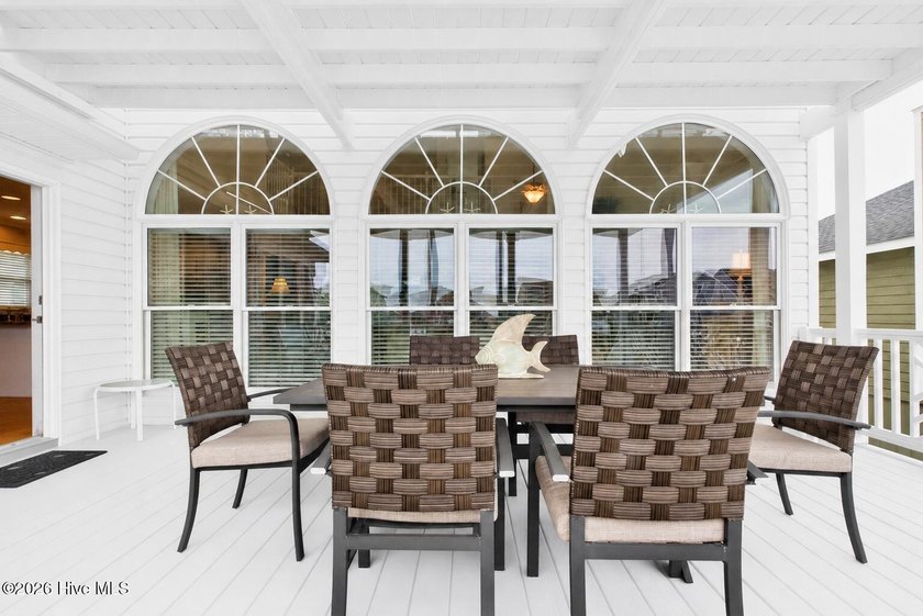 Wake up to ocean breezes and end your days with glowing coastal - photo 14