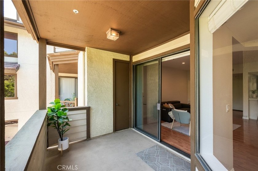 Welcome to Windemere on the Green, a sought-after resort-style - photo 16