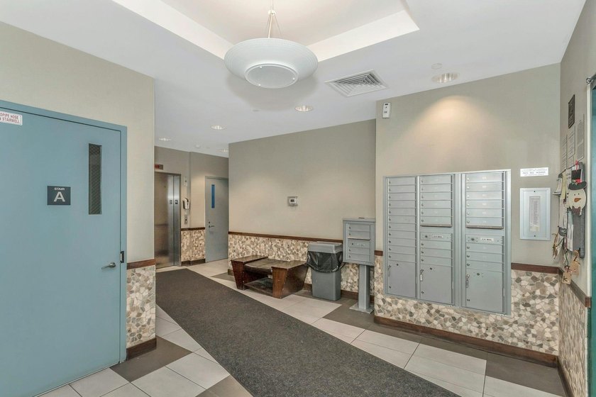 Welcome to your new home in the heart of vibrant Harlem! This - photo 17