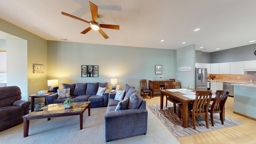 Step into this beautifully updated 2 bedroom, 2 bath condo that - photo 7