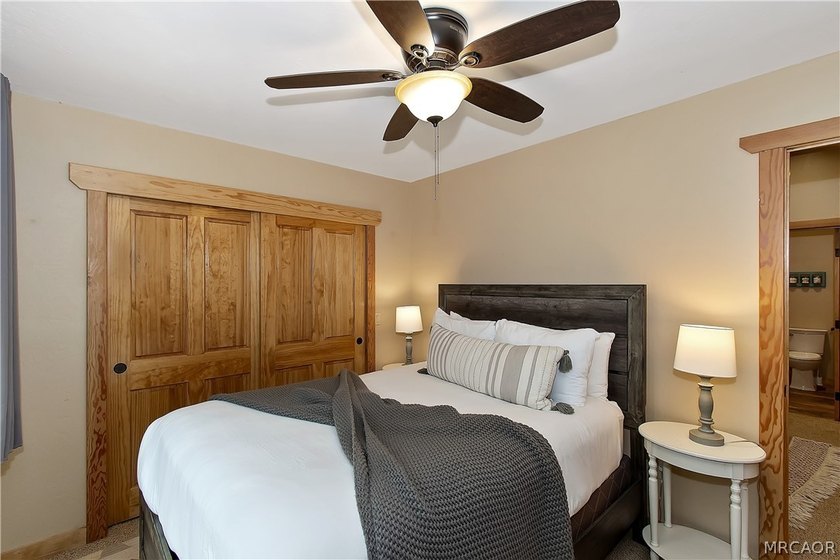 This home is for those that want a remodeled house with room to - photo 40