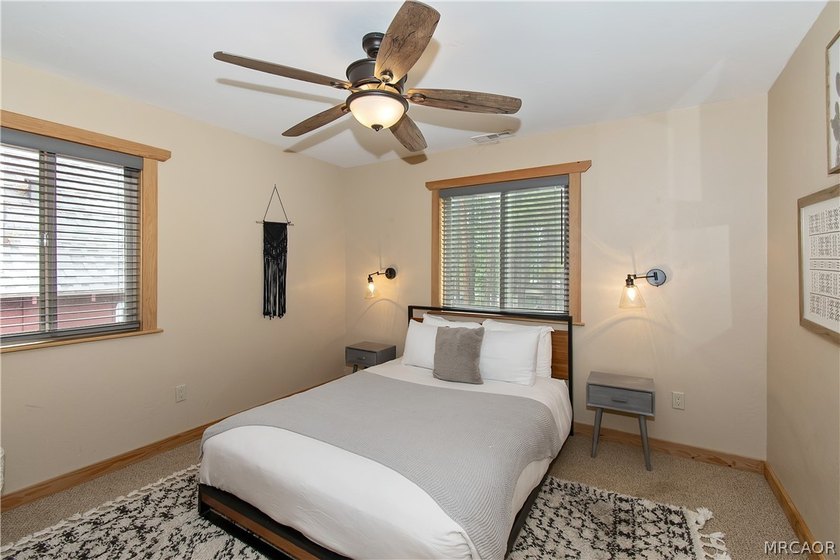 This home is for those that want a remodeled house with room to - photo 43
