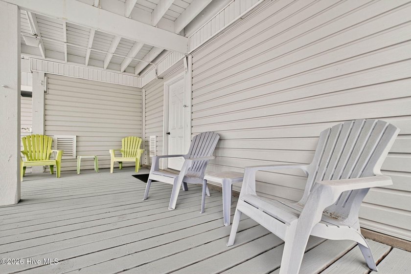 Wake up to ocean breezes and end your days with glowing coastal - photo 55