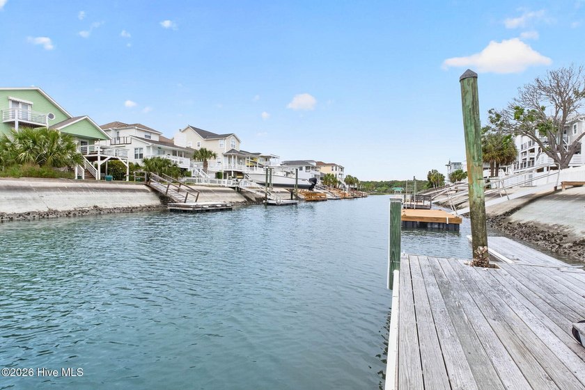 Wake up to ocean breezes and end your days with glowing coastal - photo 59