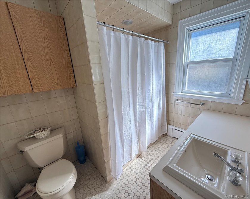 Nestled in the heart of the Rochelle Heights Historic District - photo 8
