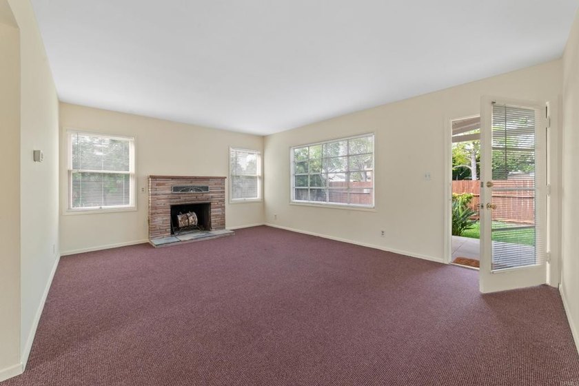135 4th St - photo 7