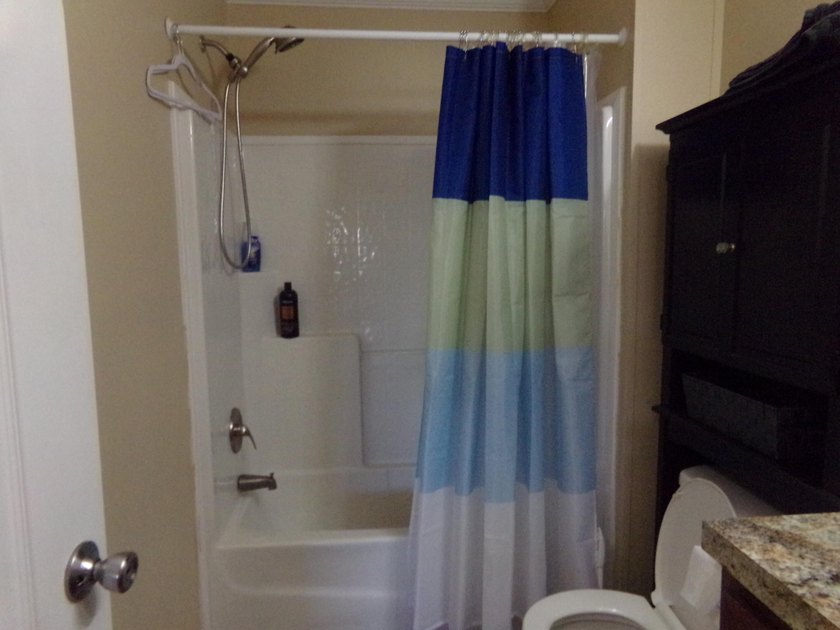Motivated seller! 2018 Beauty-move-in ready and worry free! This - photo 21