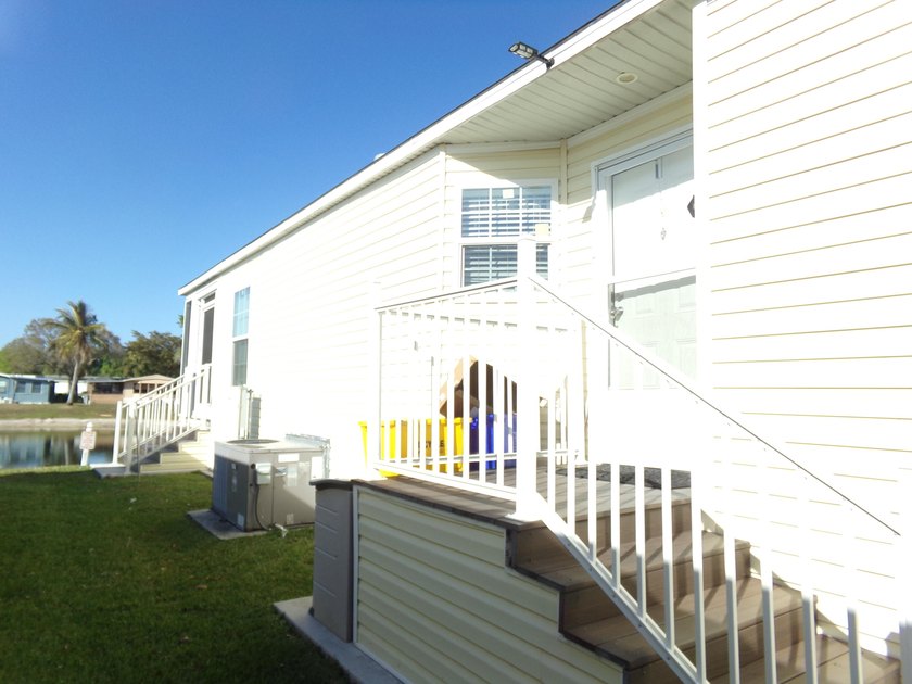 Motivated seller! 2018 Beauty-move-in ready and worry free! This - photo 37