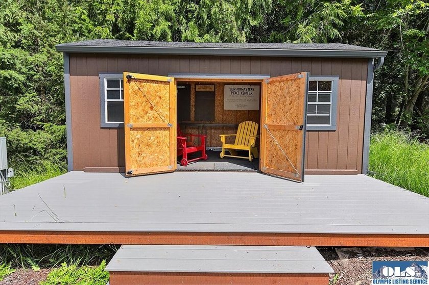 Creekside Property with Multiple Utilities &amp; Improvements. Rare - photo 21