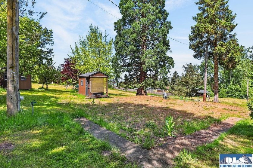 Creekside Property with Multiple Utilities &amp; Improvements. Rare - photo 36