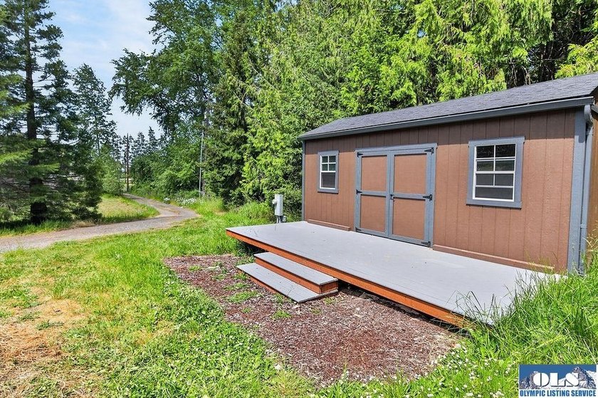 Creekside Property with Multiple Utilities &amp; Improvements. Rare - photo 50