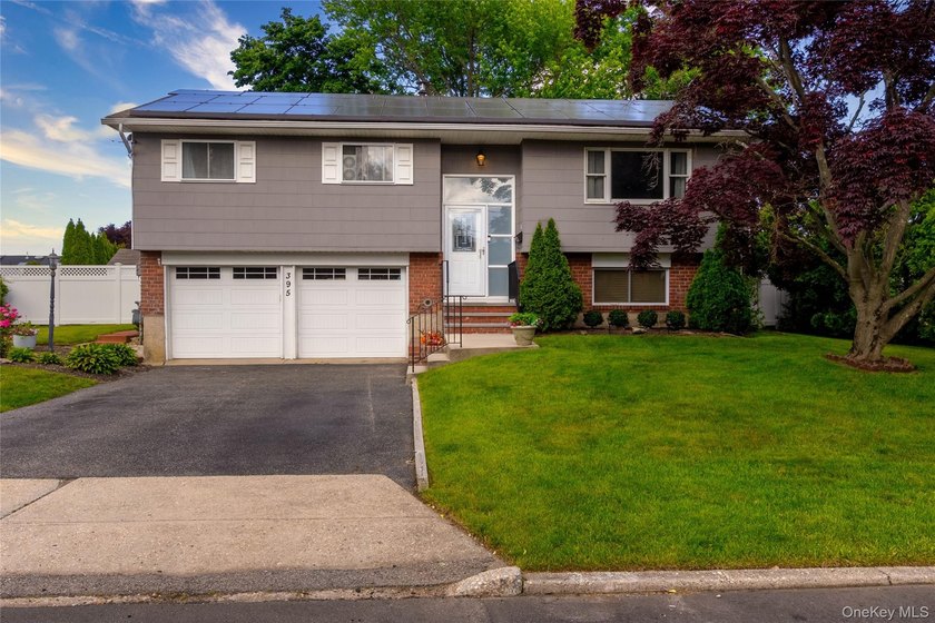 Welcome Home To This Incredible 2200 Interior Square Feet - photo 2