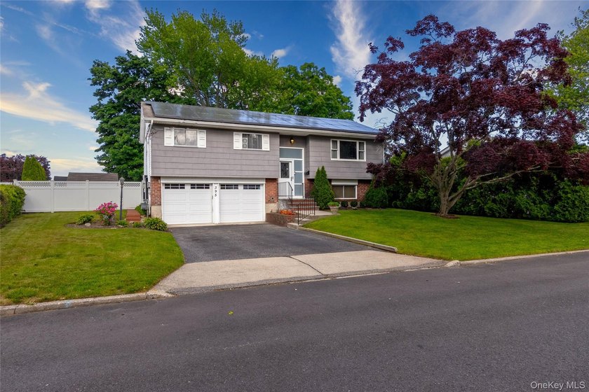 Welcome Home To This Incredible 2200 Interior Square Feet - photo 4